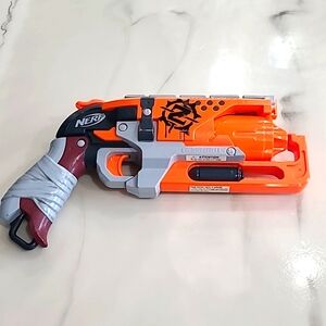 2012 Nerf ZOMBIESTRIKE Pistol